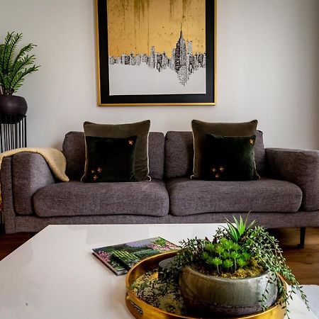 Piccadilly Place Apartment Йорк Екстериор снимка