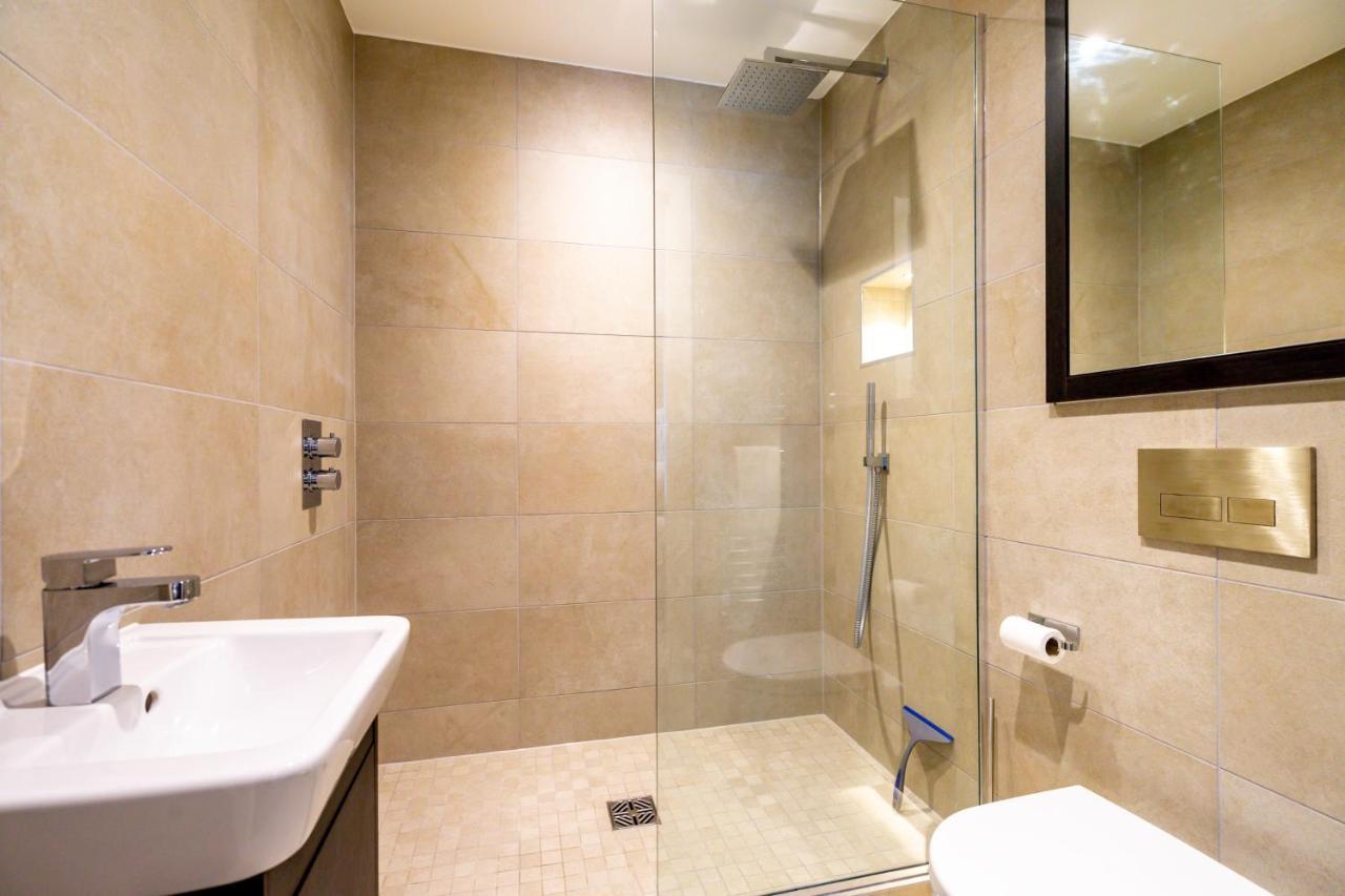 Piccadilly Place Apartment Йорк Екстериор снимка